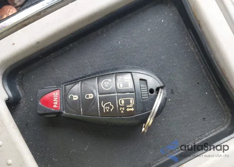 2016 Chrysler Town & Country Touring z USA, uszkodzony, nr VIN 2C4RC1BG9GR254708